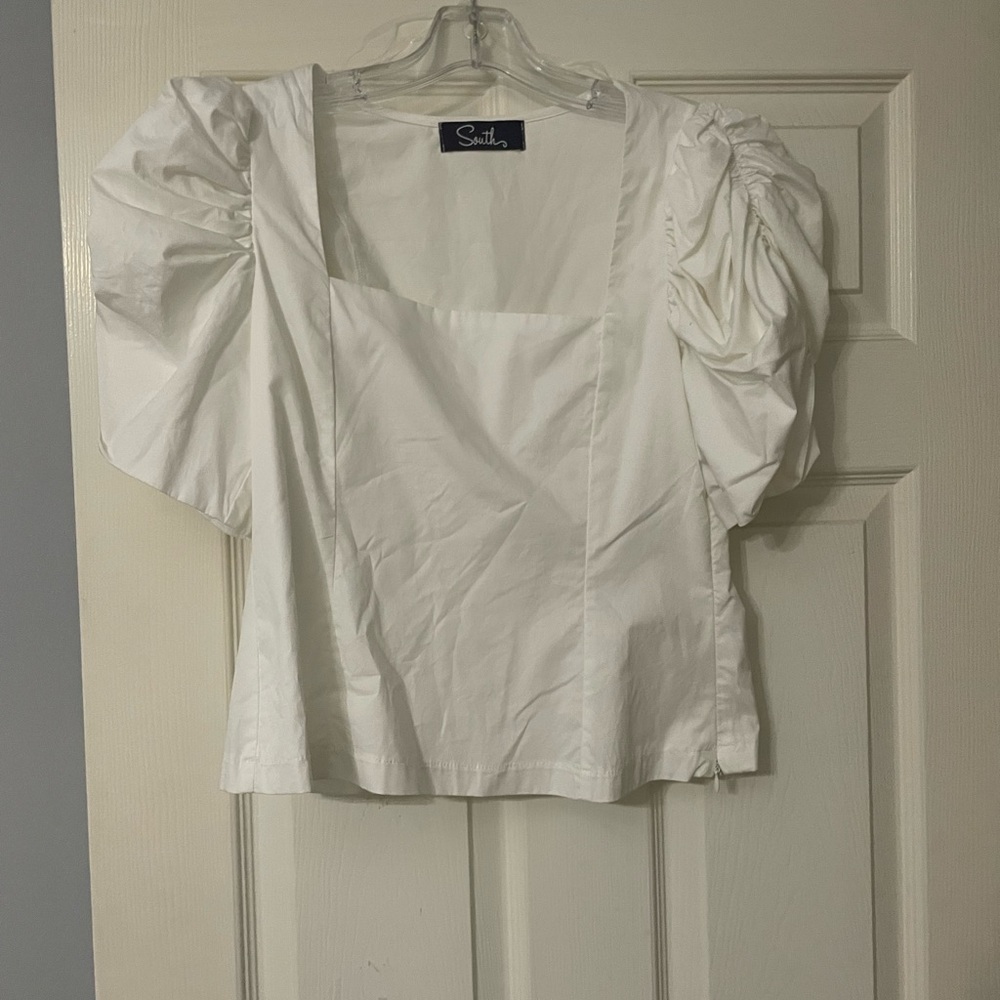 white puff sleeve blouse